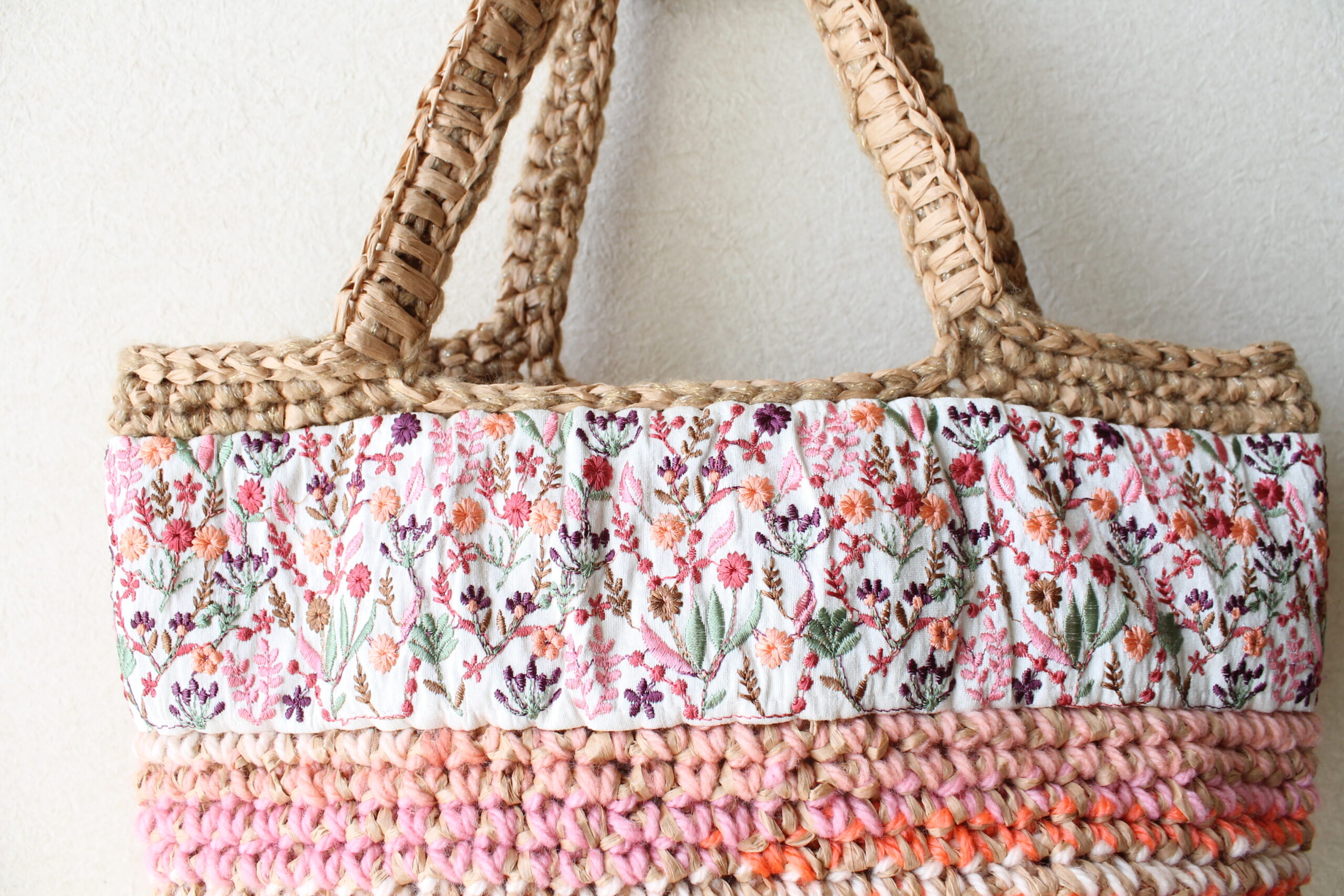 Elegant pink beaded bag