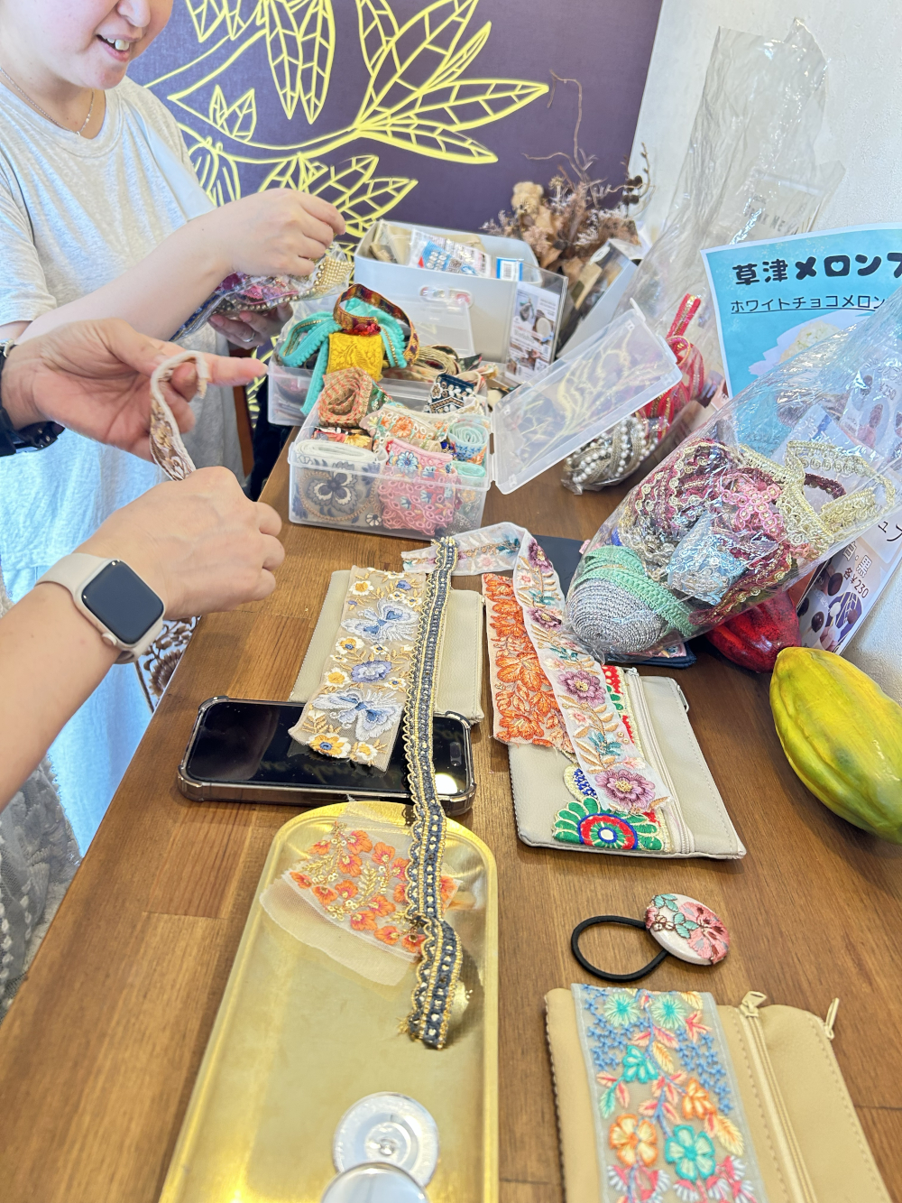 インド刺繍リボンを選ぶワークショップ